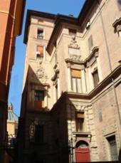 Palazzo Bolognetti da via Castiglione.jpg